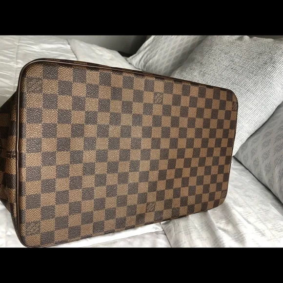 Louis Vuitton Brown Checkered Tote - Picture 8 of 16